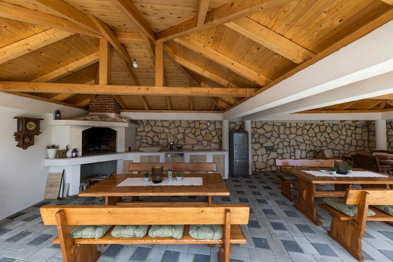 Micic Apartment *