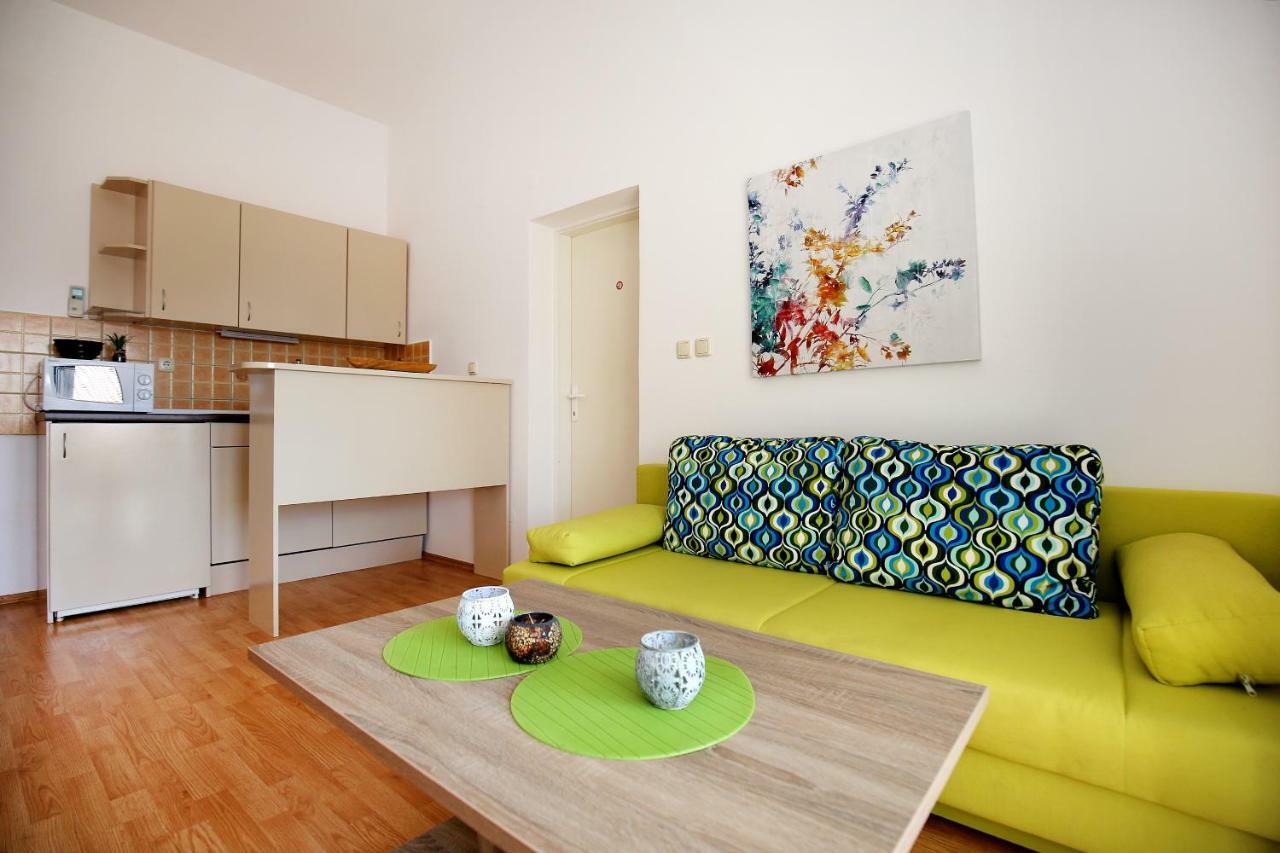 Micic Apartment *